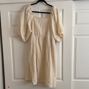 NWT Melrose and Market cream dress.  Square Neck, puff sleeve with pockets  XL